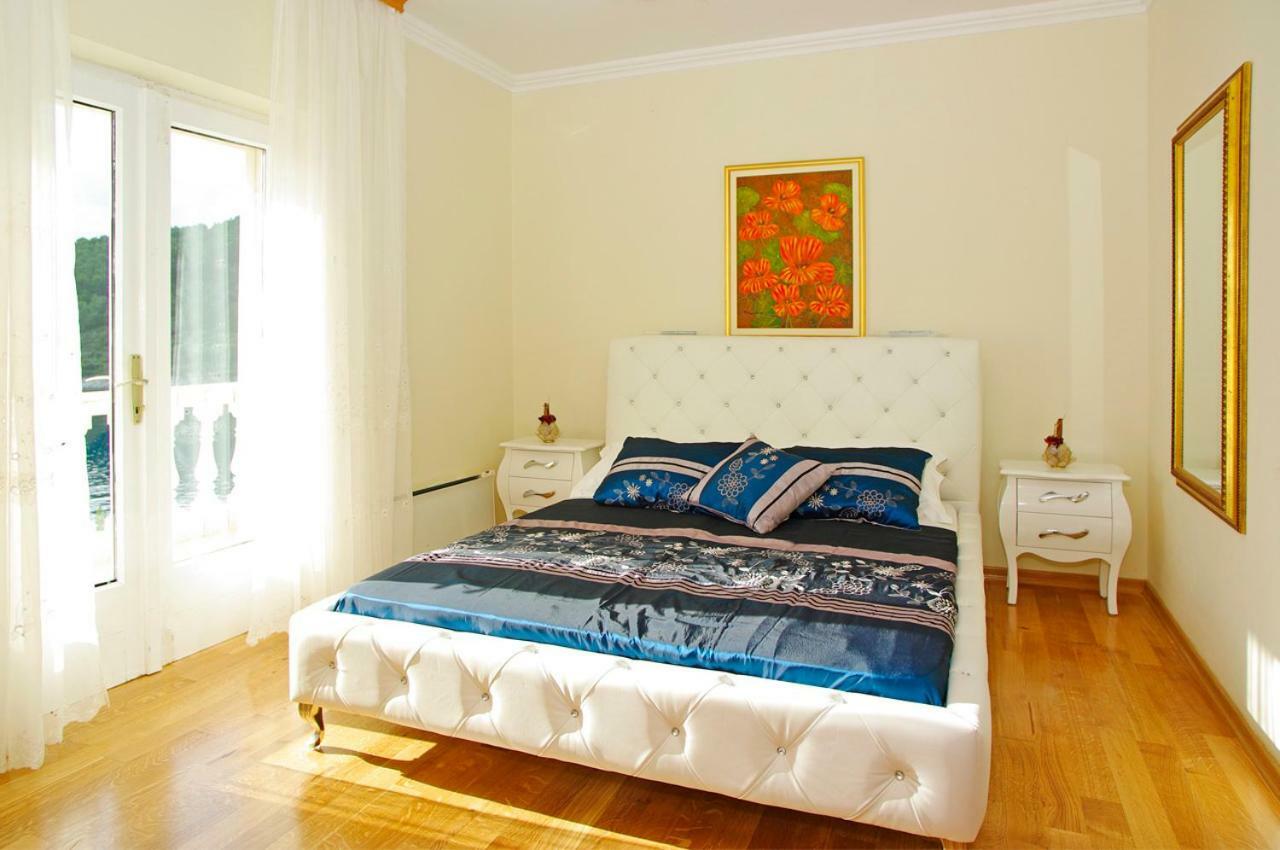 Waterfront Villa With Pool Vela Luka Zewnętrze zdjęcie