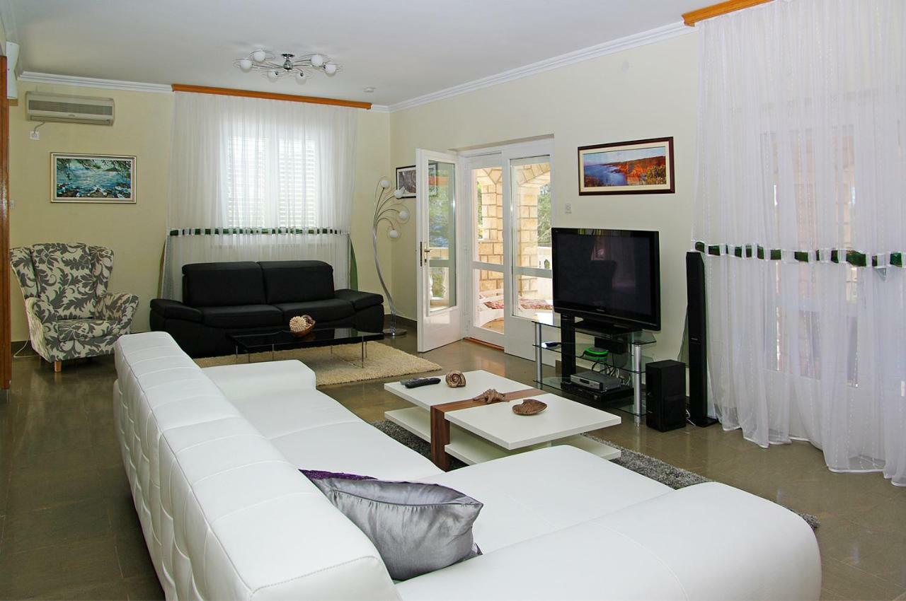 Waterfront Villa With Pool Vela Luka Zewnętrze zdjęcie